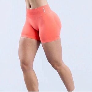 DFYNE Impact Shorts 4.5" in Coral